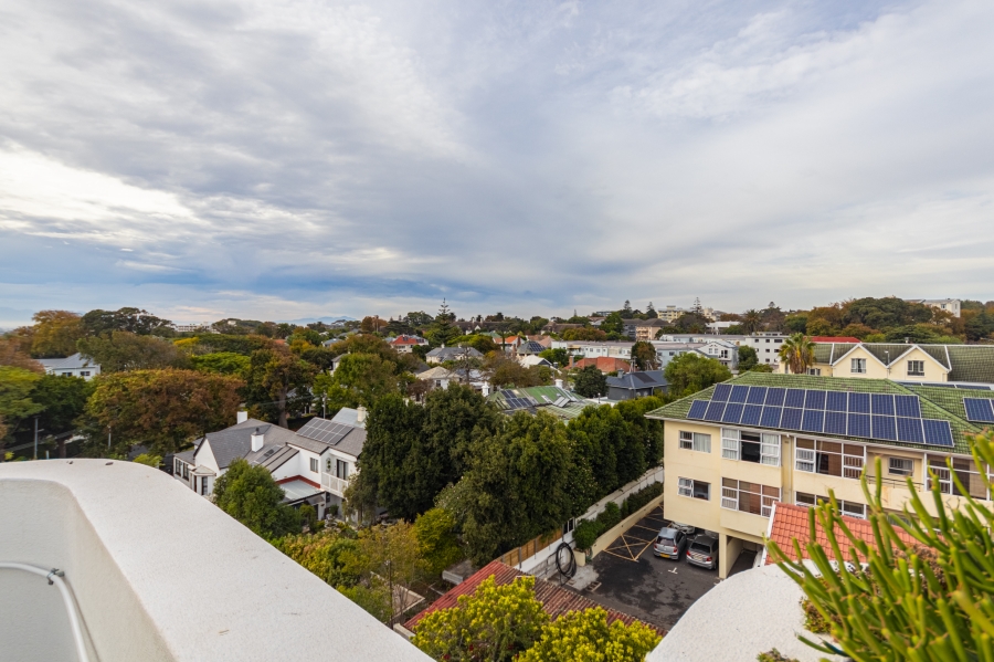 2 Bedroom Property for Sale in Claremont Upper Western Cape